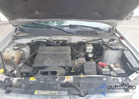 2012 Ford Escape Limited z USA, uszkodzony, nr VIN 1FMCU9EG2CKB77164